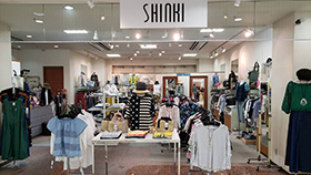 boutique SHINKI　洛西店店舗外観